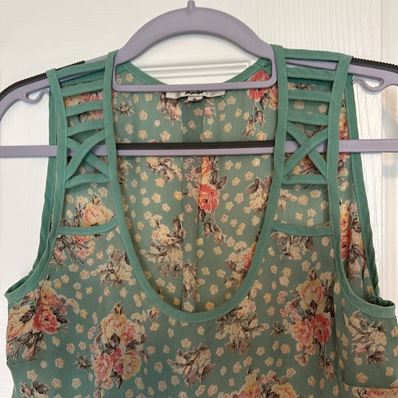 Papaya Blouse Medium Teal Mint Green with Florals Sleeveless - Picture 2 of 8